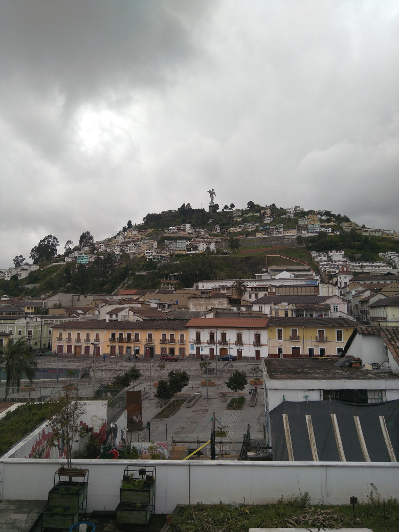 Virgen del Panecillo, Quito